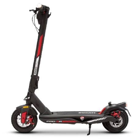 DUCATI E-SCOOTER PRO-IIIR ADVANCED SAFETY - MONOPATTINO ELETTRICO - MOTORE 500W - LEGA DI MAGNESIO - FRENI A DISCO SEMI-IDRAULICI - DOPPIA LEVA FRENO - RUOTE 10"" - AUTONOMIA 40KM - KERS - BLUETOOTH - NFC